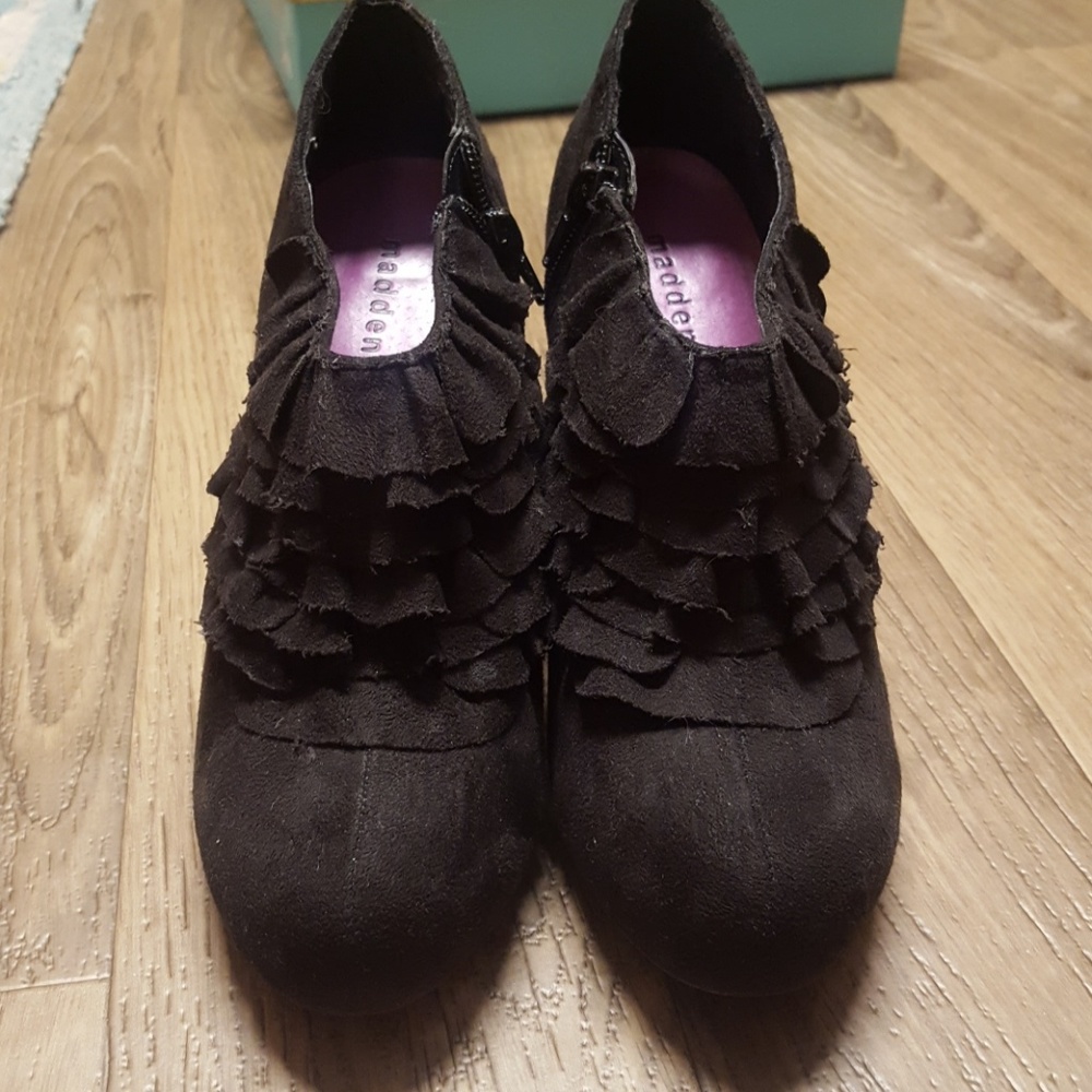 Faux suede ankle booties